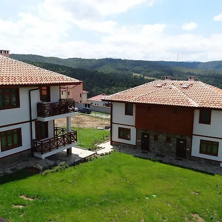 Guest House Ivanini Houses Tryavna Exterior photo