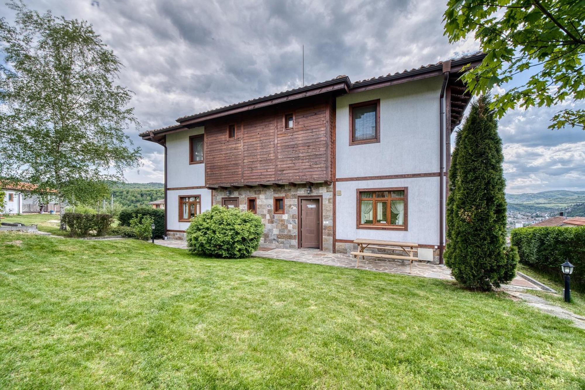 Apartment Ivanini Tryavna
